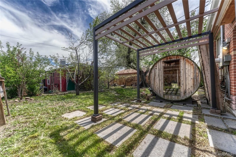 1334 Xavier St, Denver, CO 80204