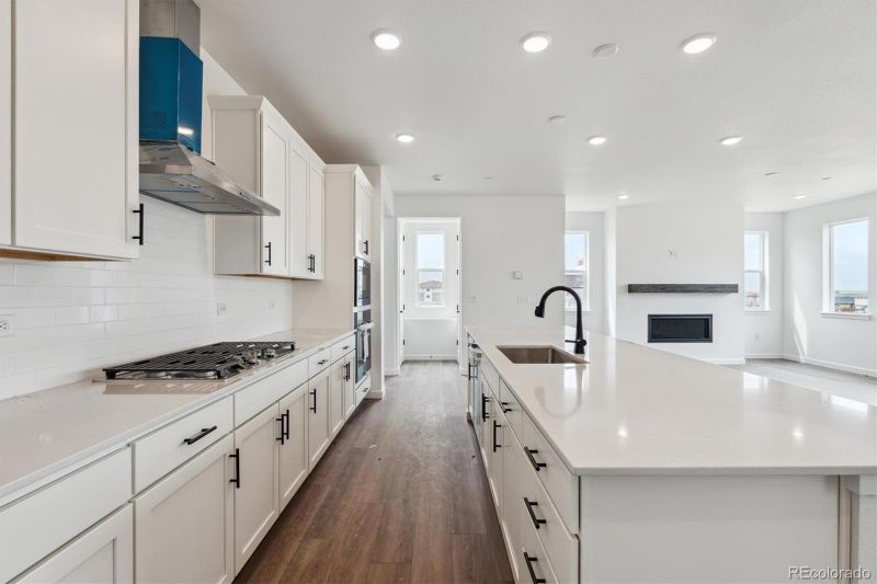 9237 Truckee Ct, Commerce City, CO 80022