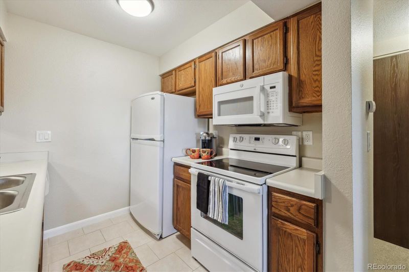 519 Wright St #106, Lakewood, CO 80228