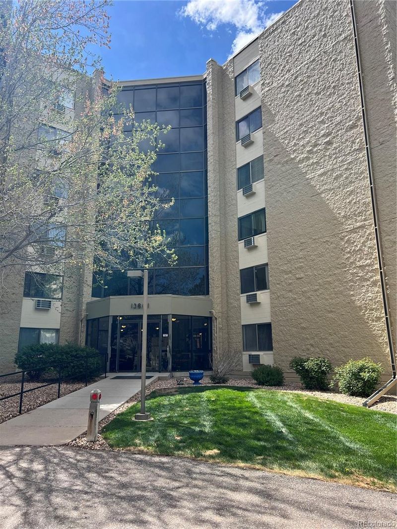 13601 E Marina Dr #305, Aurora, CO 80014