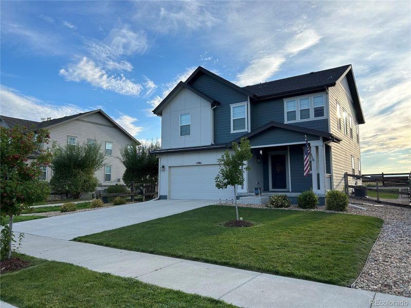 12901 Crane River Dr, Longmont, CO 80504