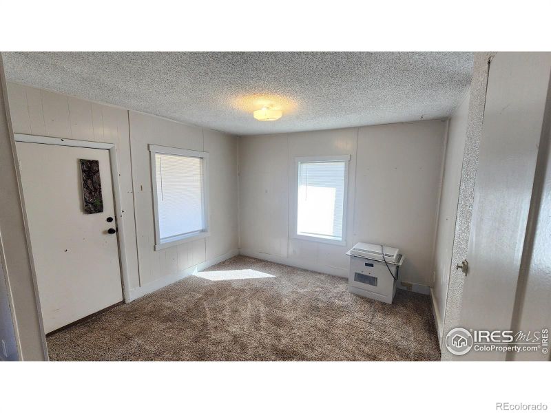 111 N 8th Ave, Sterling, CO 80751