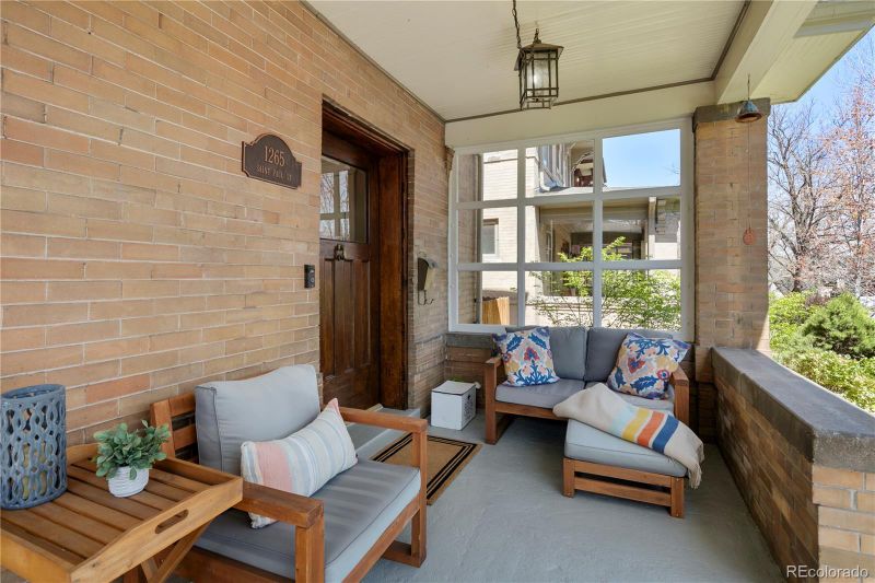 1265 Saint Paul St, Denver, CO 80206