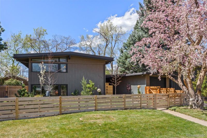 1485 S Jasmine Way, Denver, CO 80224