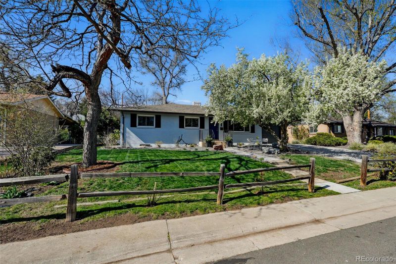 2435 Creighton Dr, Golden, CO 80401