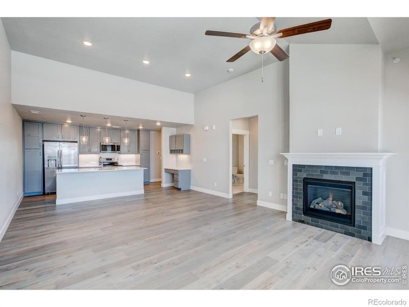 235 High Point Dr #103, Longmont, CO 80504