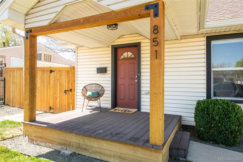 851 Quitman St, Denver, CO 80204