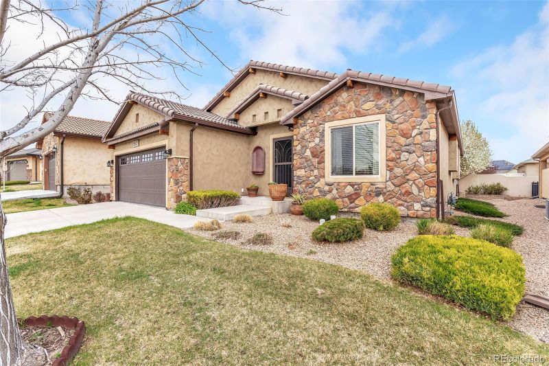 5517 Ventana Ct, Pueblo, CO 81005
