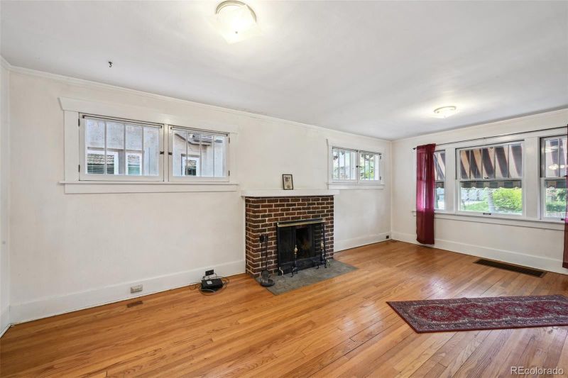 954 Detroit St, Denver, CO 80206