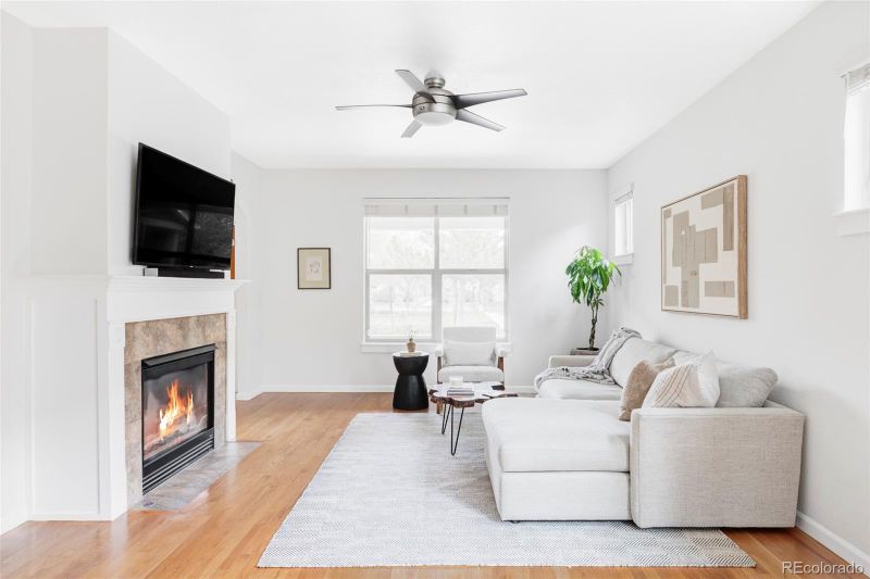 9124 E 29th Pl, Denver, CO 80238