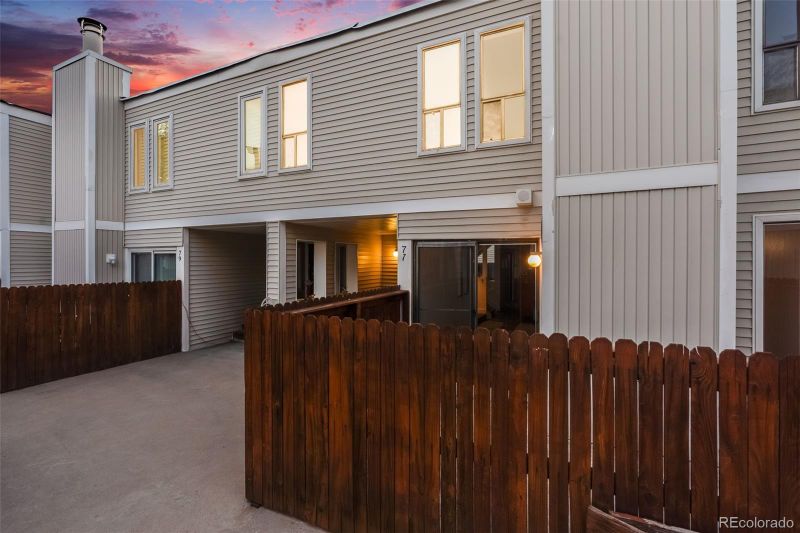 1050 S Monaco Pw #77, Denver, CO 80224