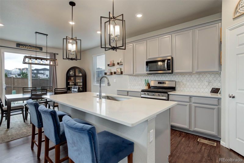 635 Silver Rock Trl, Castle Rock, CO 80104