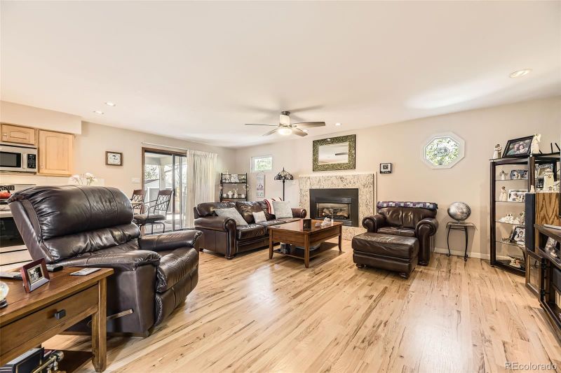 6953 W Roxbury Pl, Littleton, CO 80128