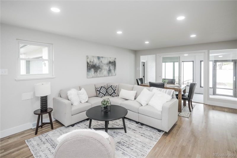 320 S Jersey St, Denver, CO 80224