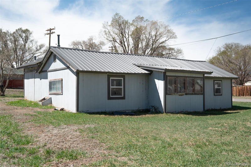 1015 5th St, Del Norte, CO 81132