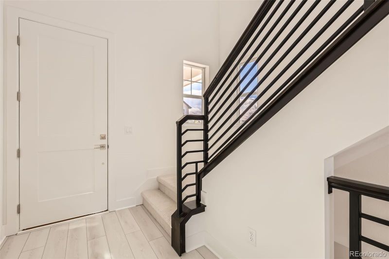 305 Welded Tuff Trl, Castle Rock, CO 80104