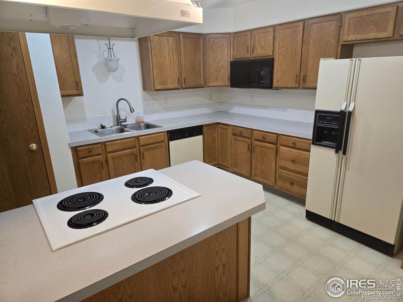 3637 Wild Horse Ct, Loveland, CO 80538