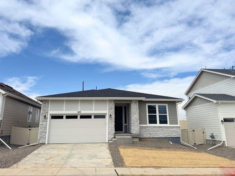 309 W Owen Ave, Keenesburg, CO 80643