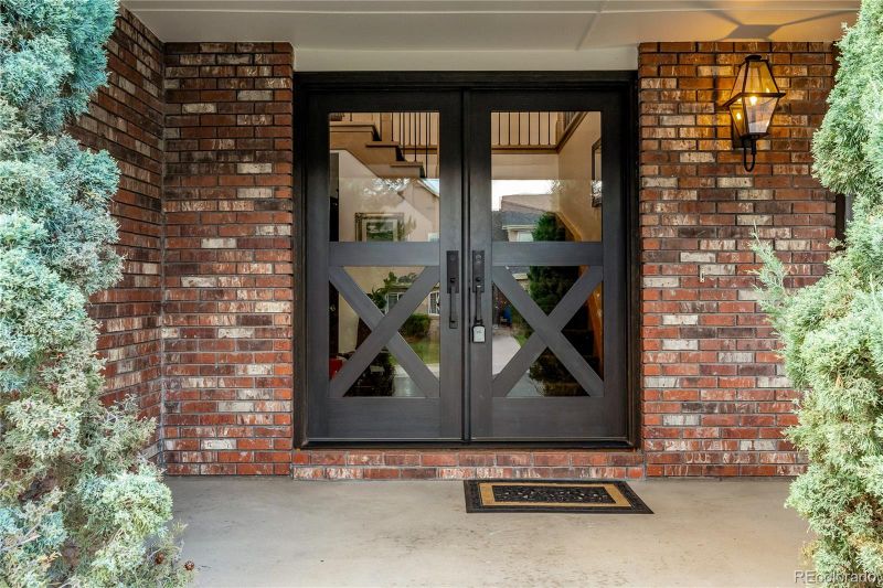 7706 S Crocker Ct, Littleton, CO 80120