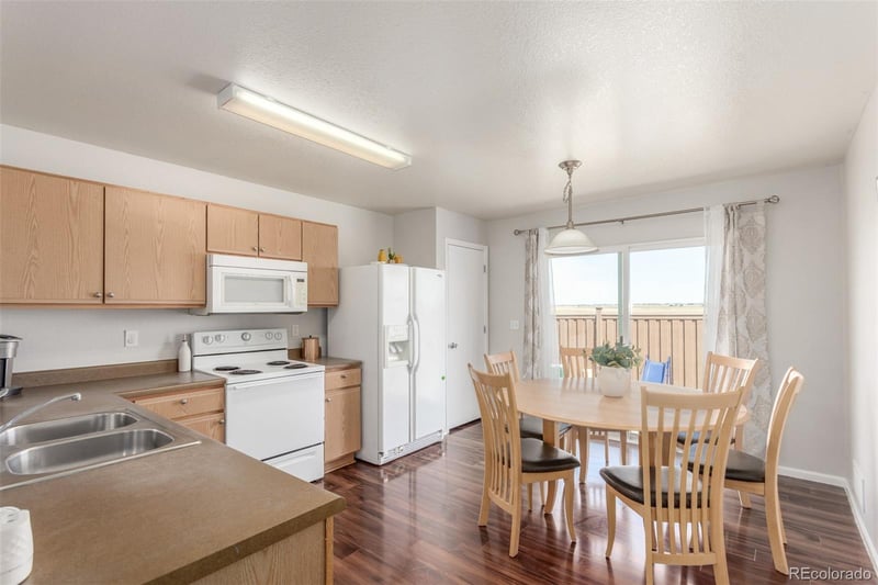 5530 Lewiston Ct, Denver, CO 80239