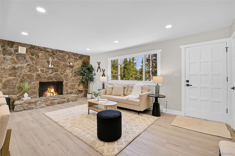 1189 Lodgepole Dr, Evergreen, CO 80439