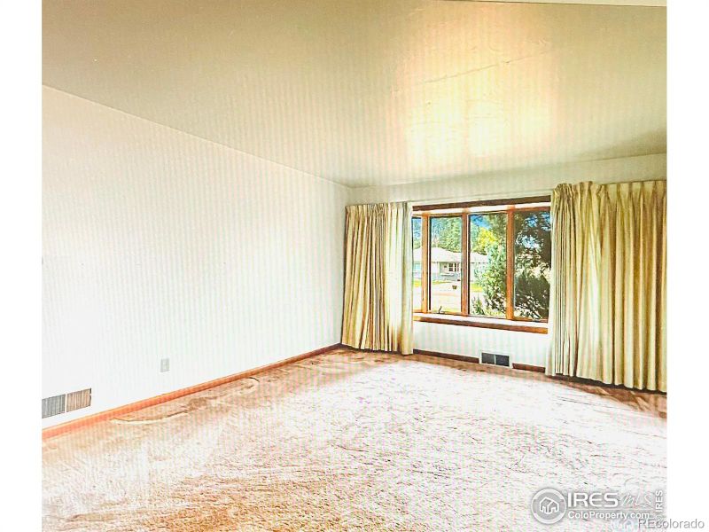 519 Fairhurst St, Sterling, CO 80751