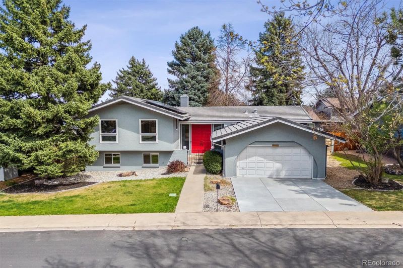 3722 S Quebec St, Denver, CO 80237