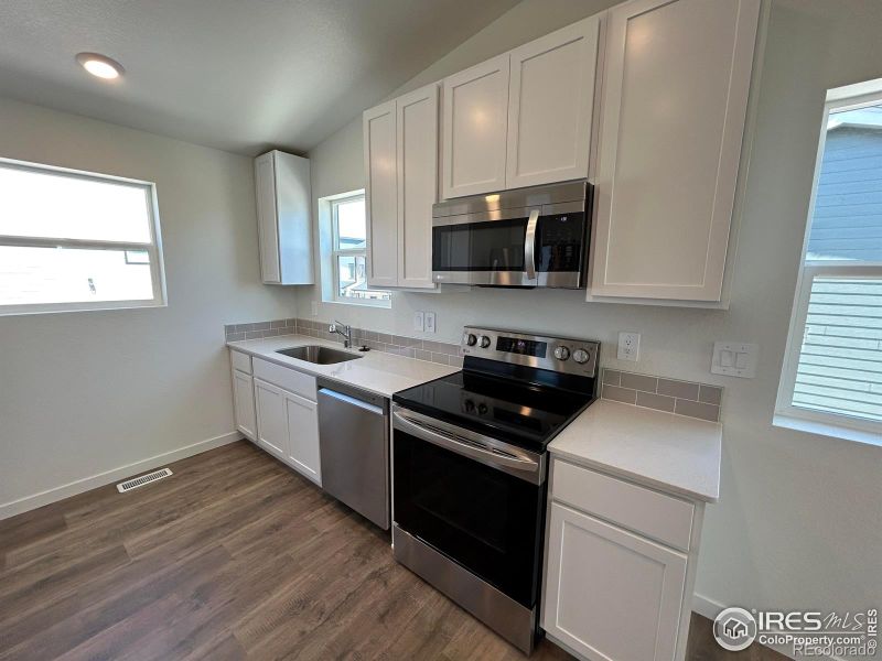 3716 Pinnacles Ct, Evans, CO 80620