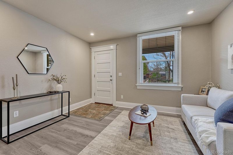2726 W 33rd Ave, Denver, CO 80211