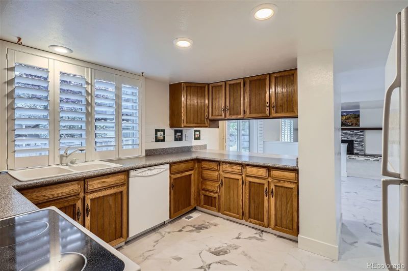 8068 Johnson St, Arvada, CO 80005
