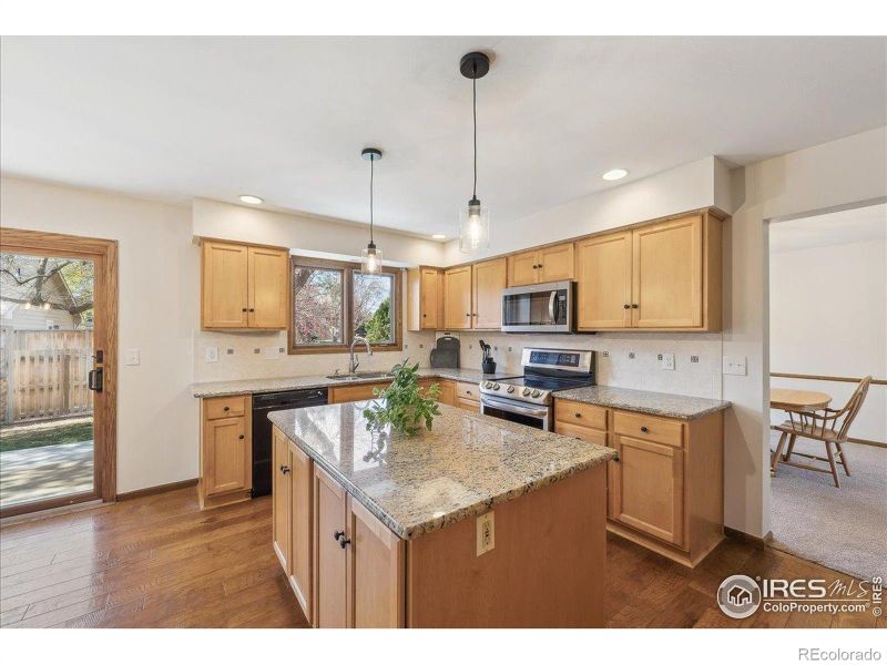1501 Quail Hollow Ct, Fort Collins, CO 80525