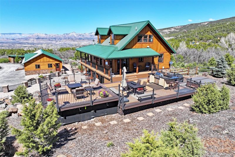 48677 Robbins Ln, Mesa, CO 81643