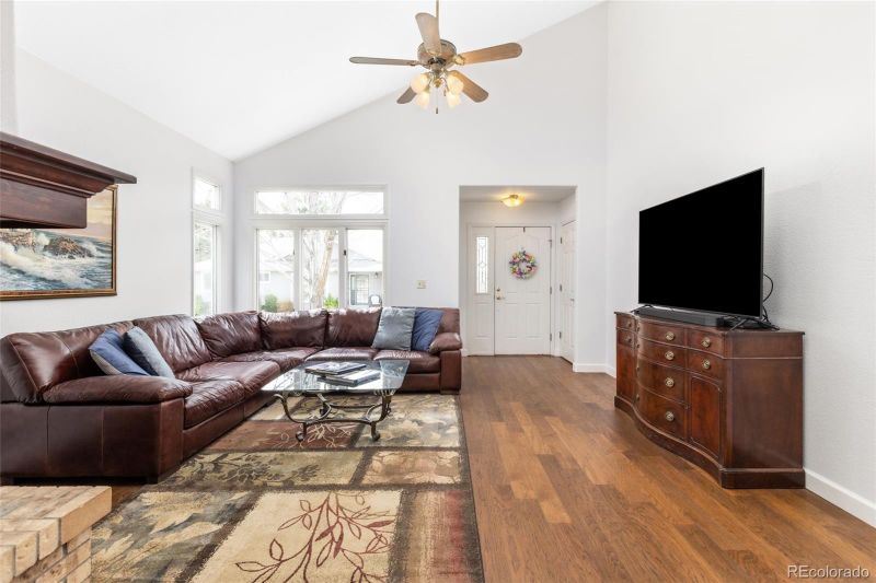 2590 S Independence St, Lakewood, CO 80227
