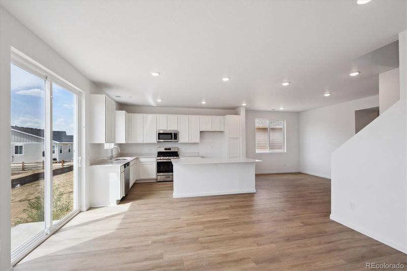6994 E 126th Dr, Thornton, CO 80602