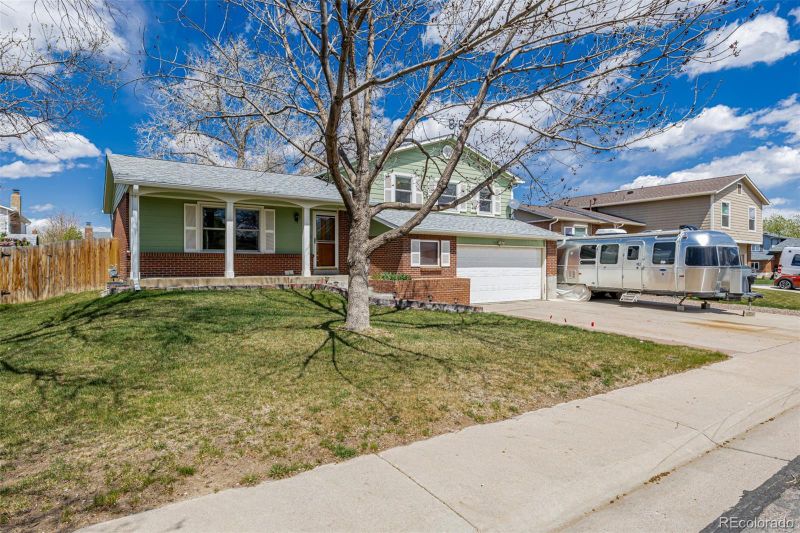 4555 E 121st Ct, Thornton, CO 80241