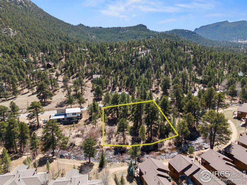 509 Riverside Dr, Estes Park, CO 80517