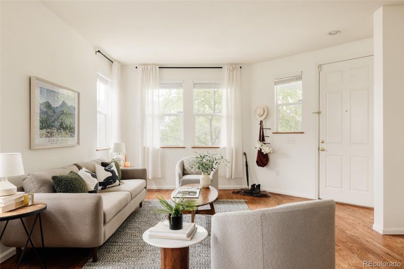 3393 Wabash St, Denver, CO 80238