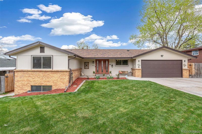 1064 Xenon St, Golden, CO 80401