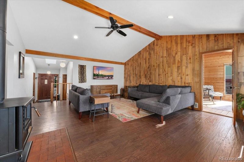 9998 W 70th Pl, Arvada, CO 80004