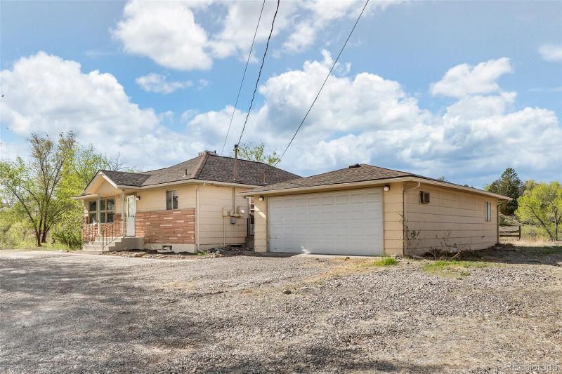 2421 Broadway, Grand Junction, CO 81507