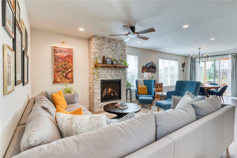 965 Arapahoe Cir, Louisville, CO 80027