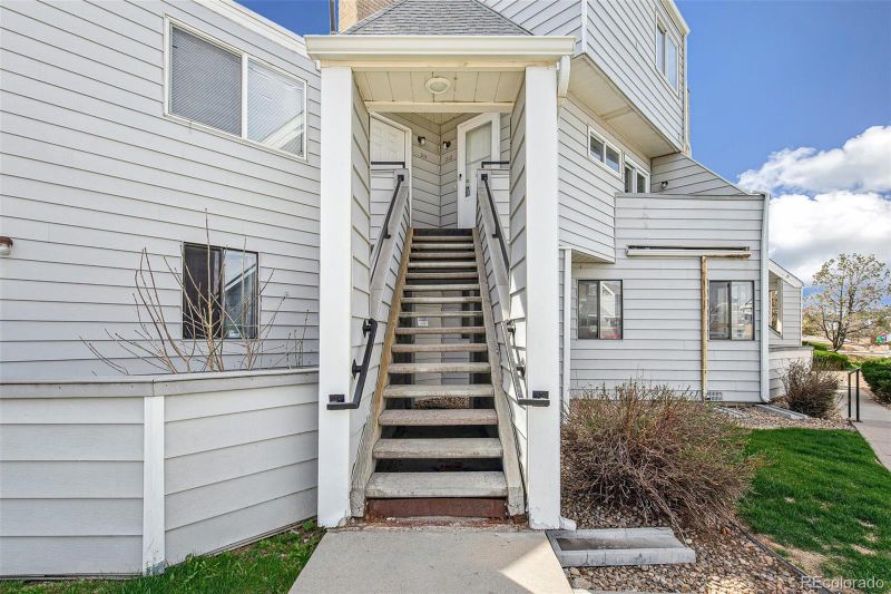 17094 E Tennessee Dr #212, Aurora, CO 80017