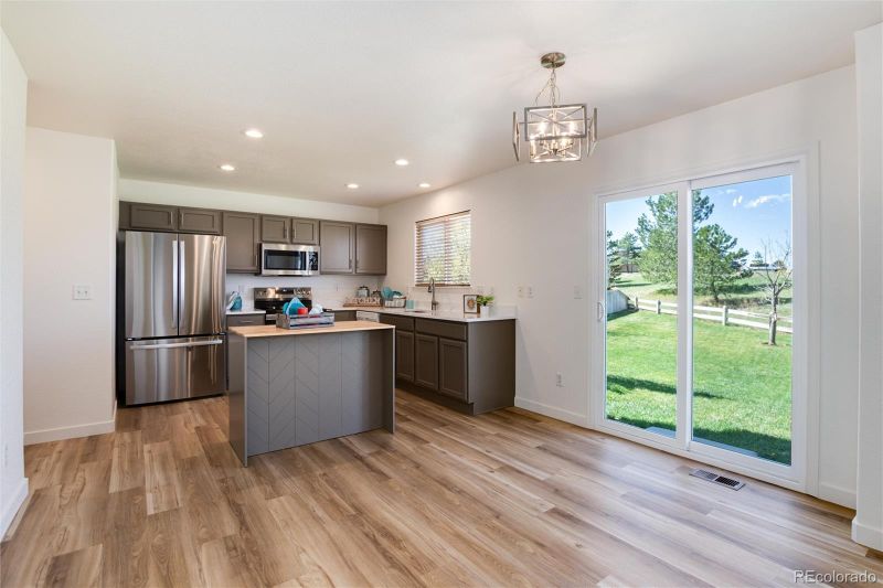9785 Gatesbury Cir, Highlands Ranch, CO 80126