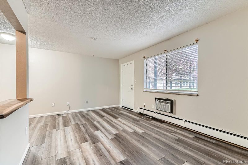 5875 E Iliff Ave #115, Denver, CO 80222