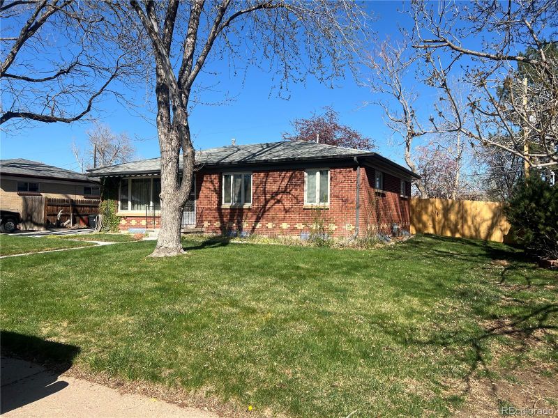 1430 S Zephyr St, Lakewood, CO 80232