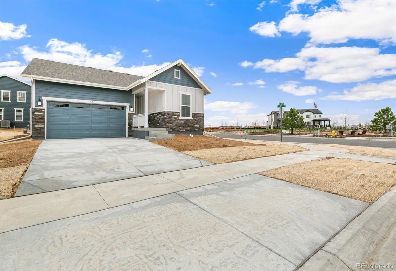5726 N Jebel Way, Aurora, CO 80019