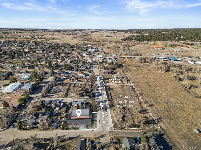 653 S Main St, Elizabeth, CO 80107