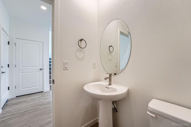 1280 S Algonquian St, Aurora, CO 80018