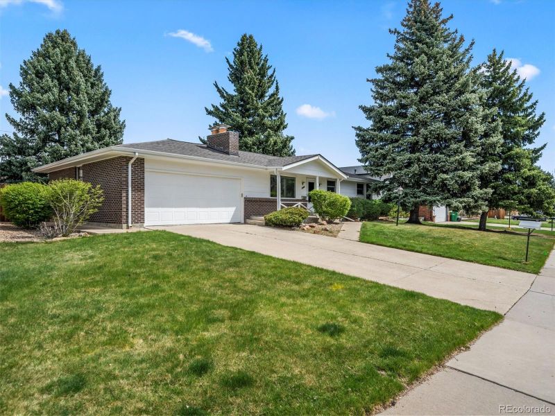 9327 W Arizona Ave, Lakewood, CO 80232
