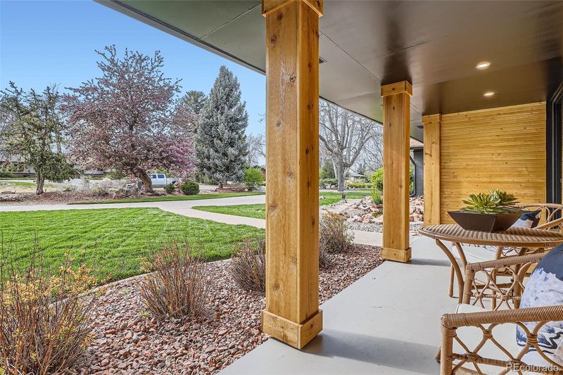 4 Meadowlark Ln, Littleton, CO 80123